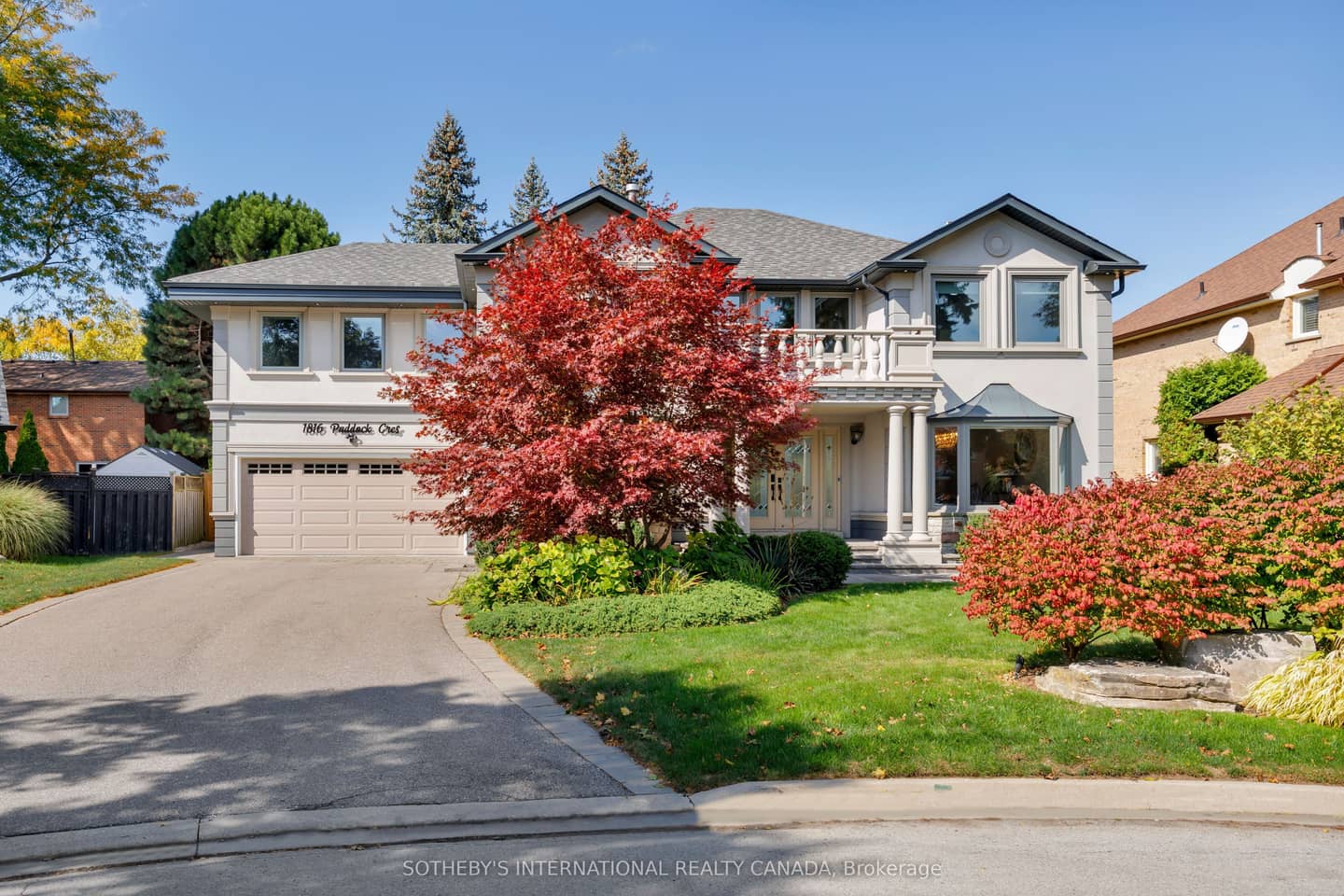 1816 Paddock Crescent, Mississauga, ON L5L 3E4