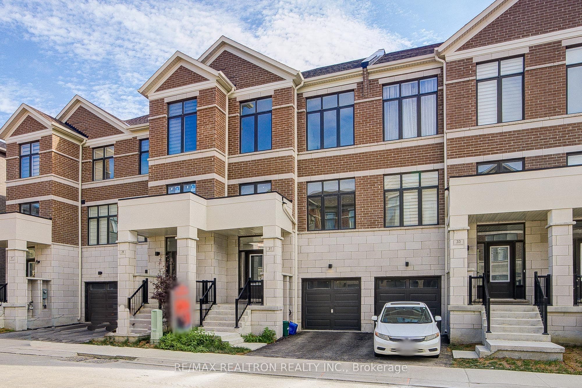 31 Millman Lane, Richmond Hill, ON L4S 0P8