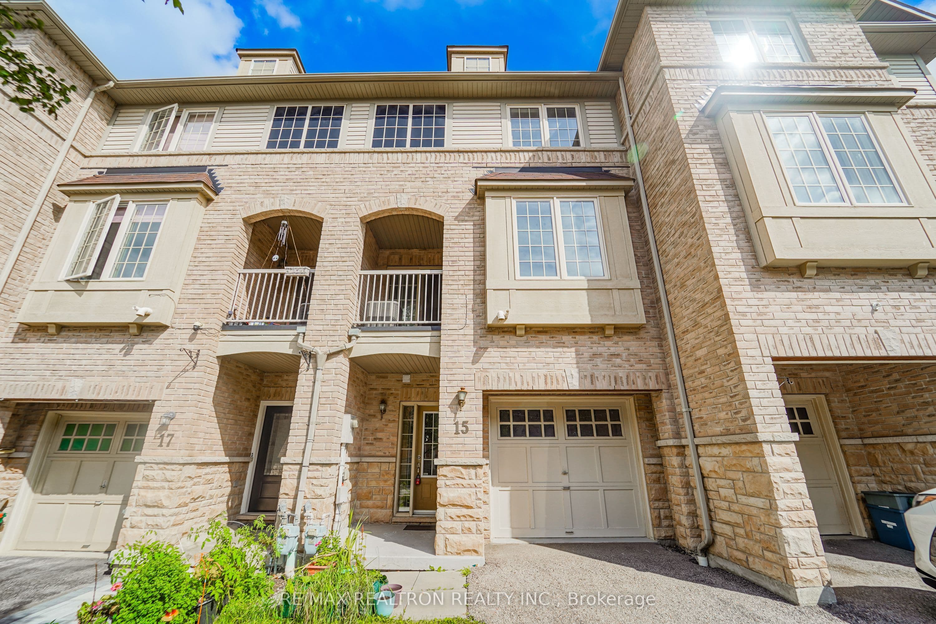 15 Blunden Road, Ajax, ON L1Z 0K9