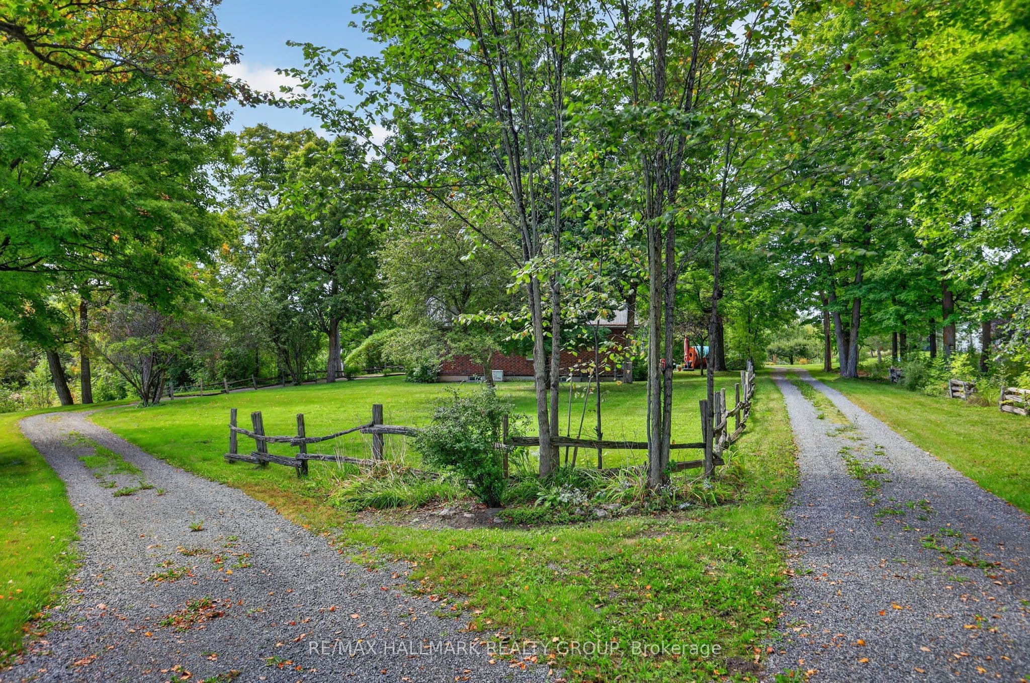 765 Scheel Drive, McNab/Braeside, ON K7S 3G8