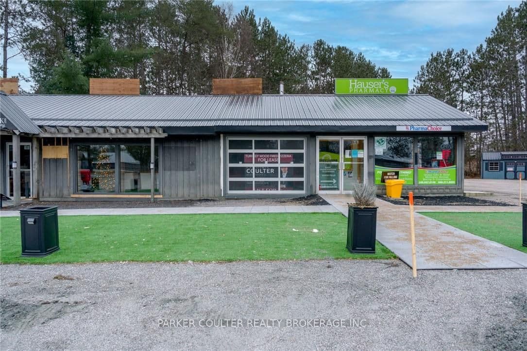 21 High Street 3, Georgian Bay, ON P0C 1H0