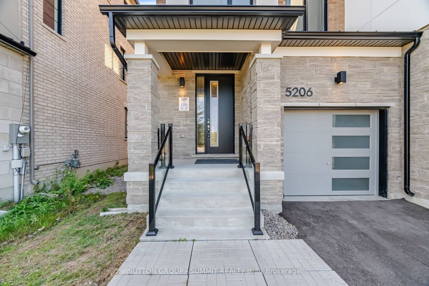 5206 Viola Desmond Drive, Mississauga, ON L5M 2S7