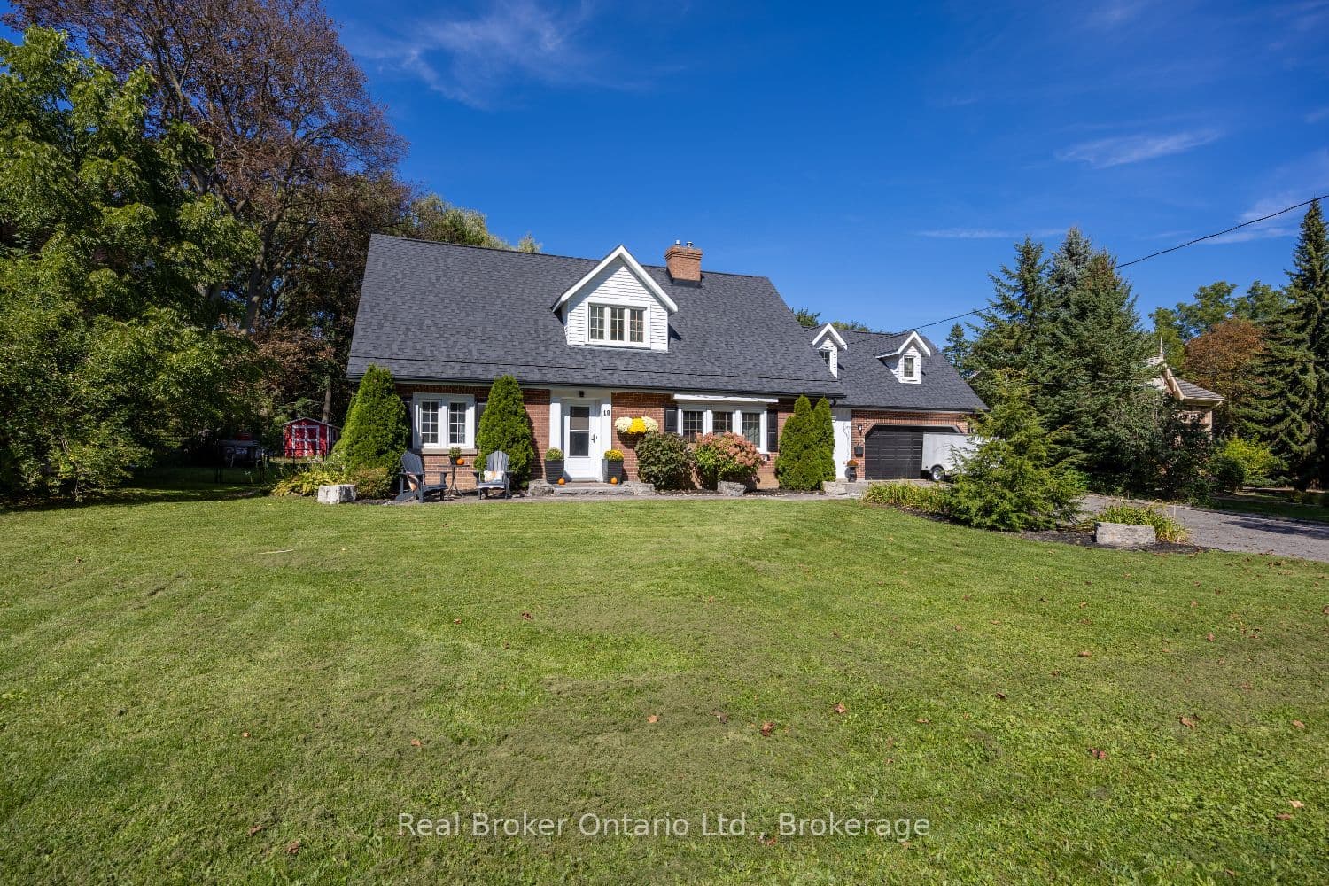 18 Concession Street W, Clarington, ON L1C 1Y5