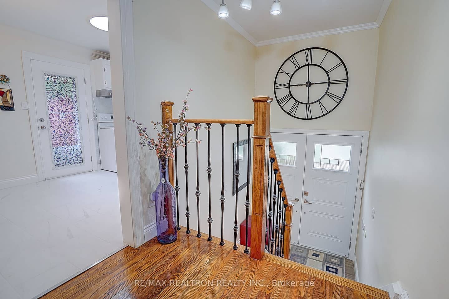 583 Pinewood Street, Oshawa, ON L1G 2S2