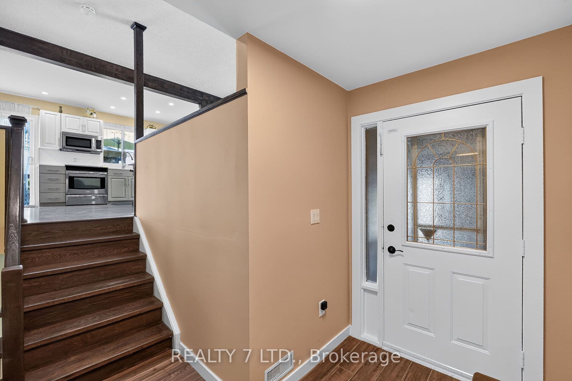 54 COWAN Drive, Thorold, ON L2V 4Y9