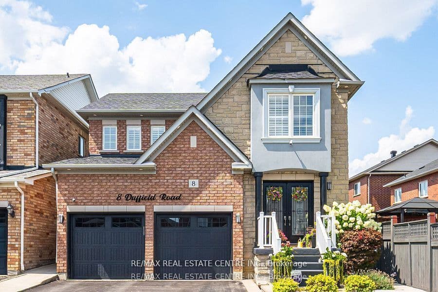 8 Duffield Road, Brampton, ON L7A 2P4