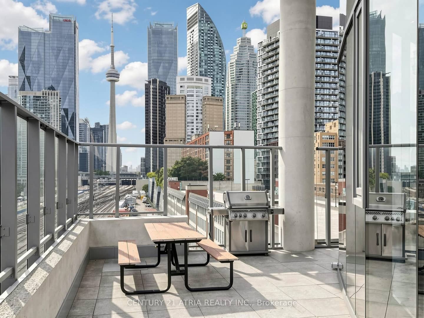 3 Market Street 410, Toronto, ON M4E 0A3