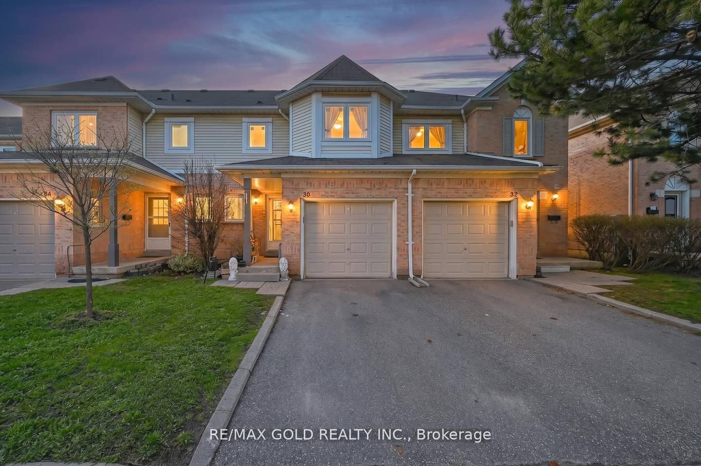 30 Wickstead Court, Brampton, ON L6R 1N8