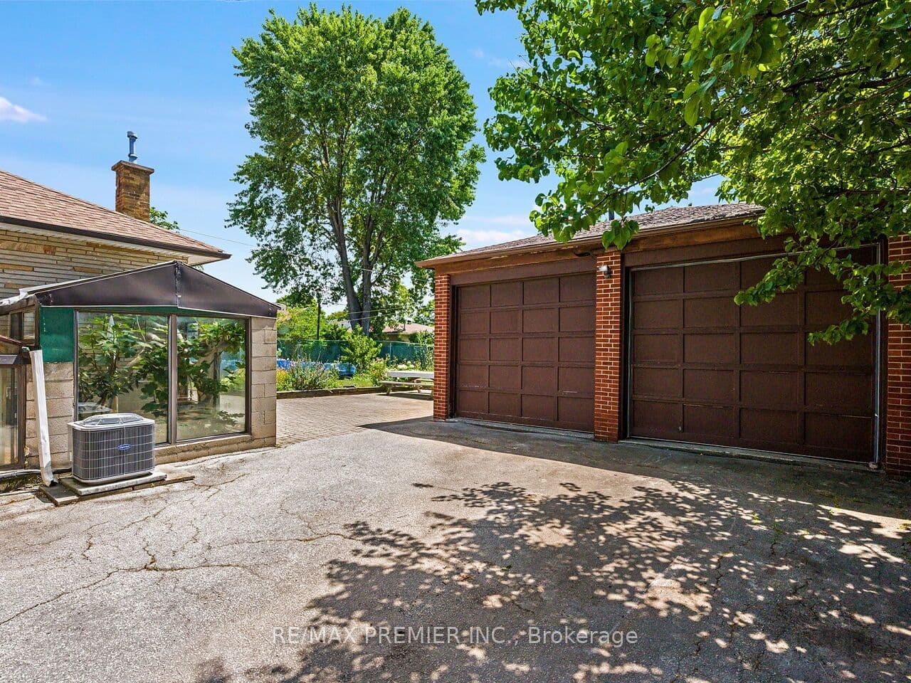 7 Mayall Avenue, Toronto, ON M3L 1E3