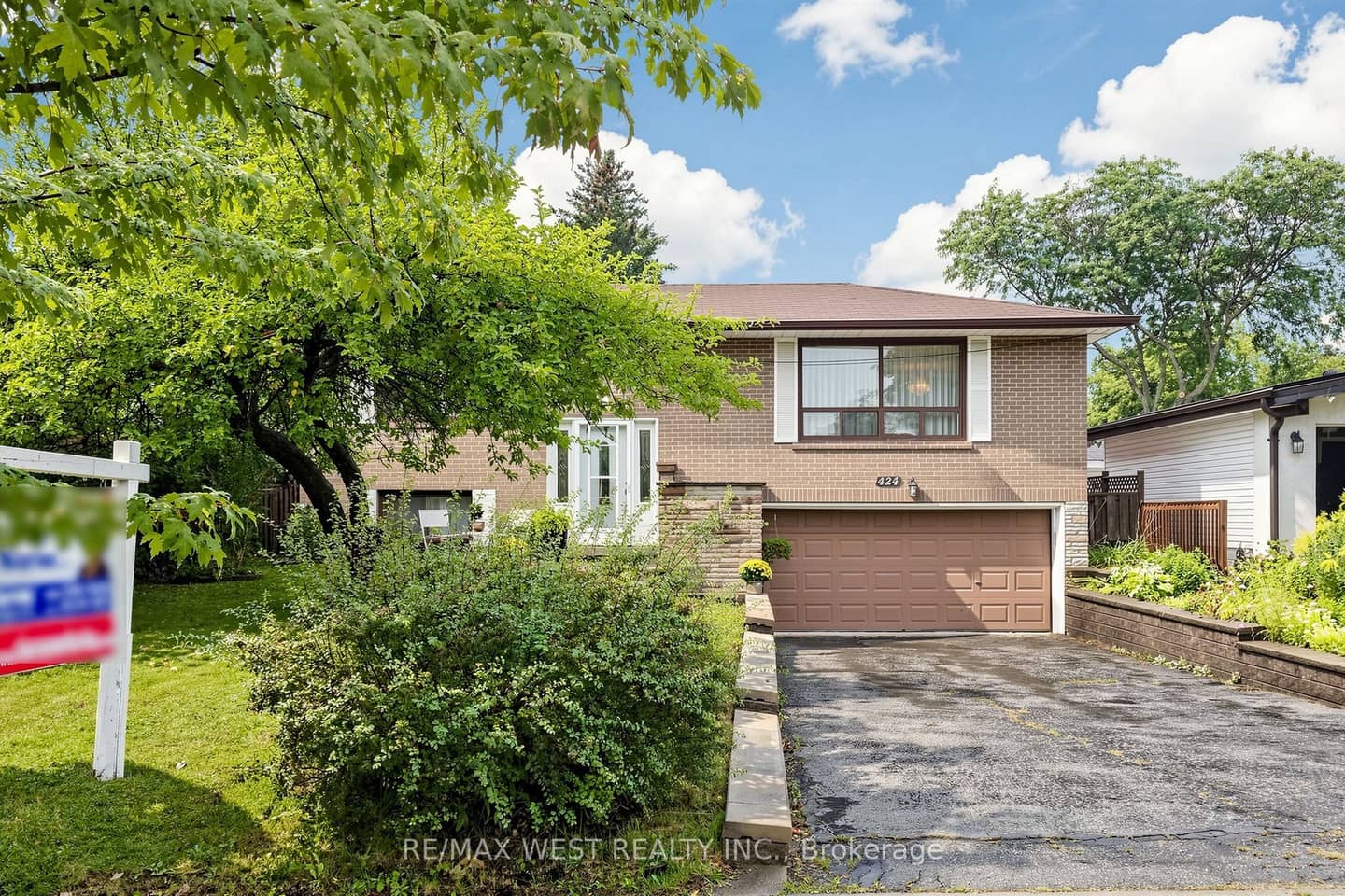 424 Brimorton Drive, Toronto, ON M1H 2E5