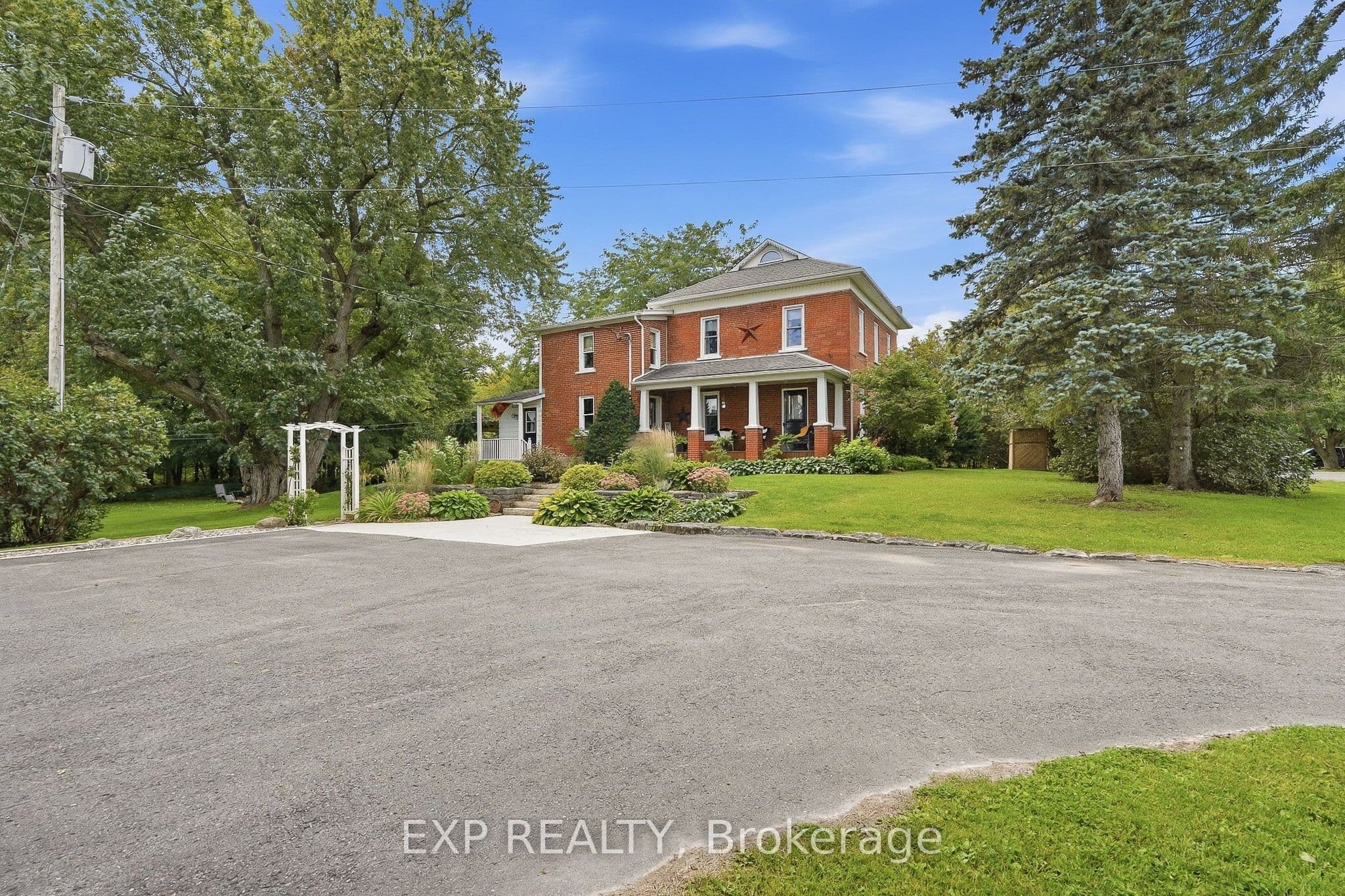 15734 Concession 1-2 Road, North Stormont, ON K0C 1K0