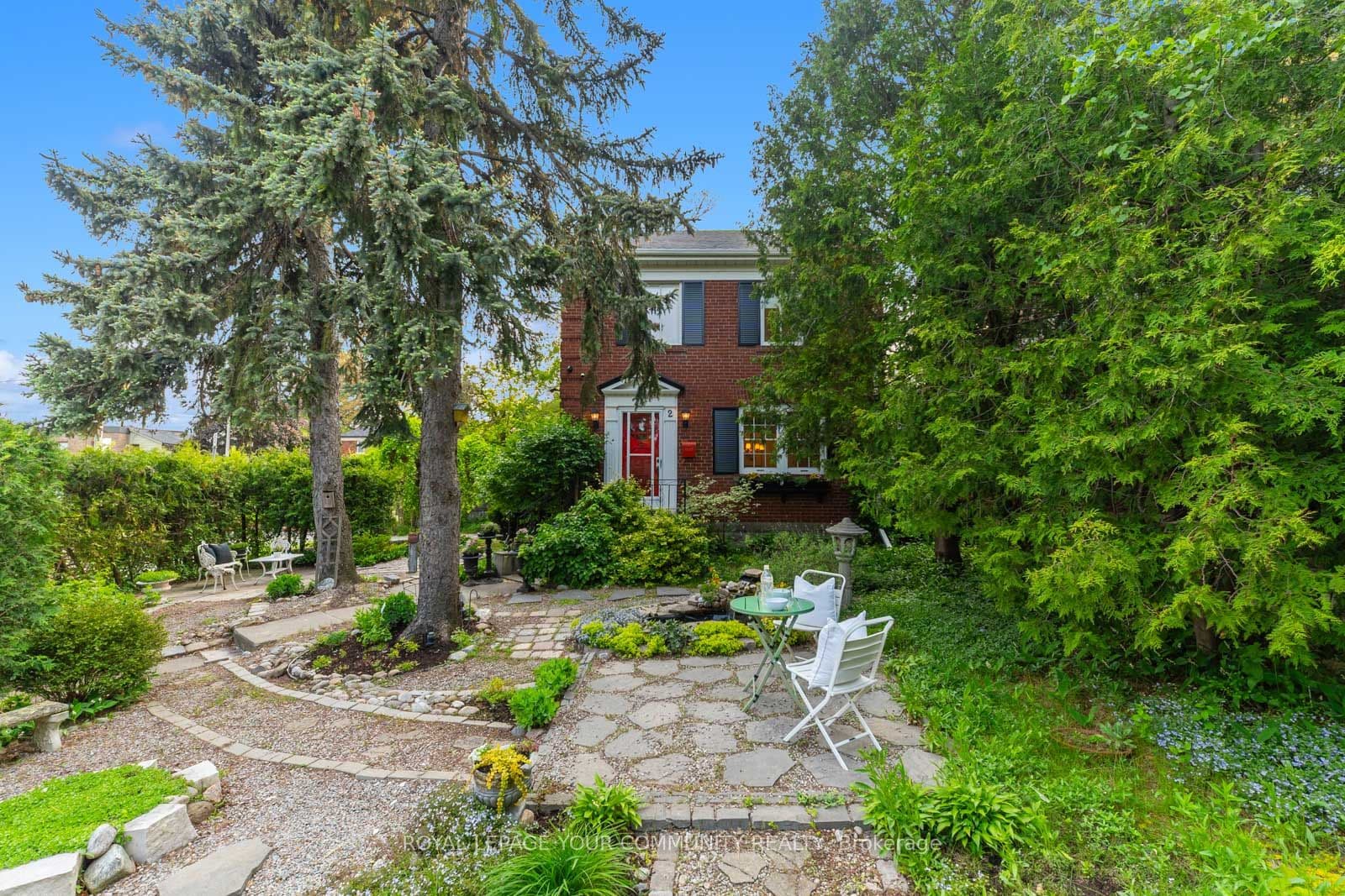 2 Four Oaks Gate, Toronto, ON M4J 2X2