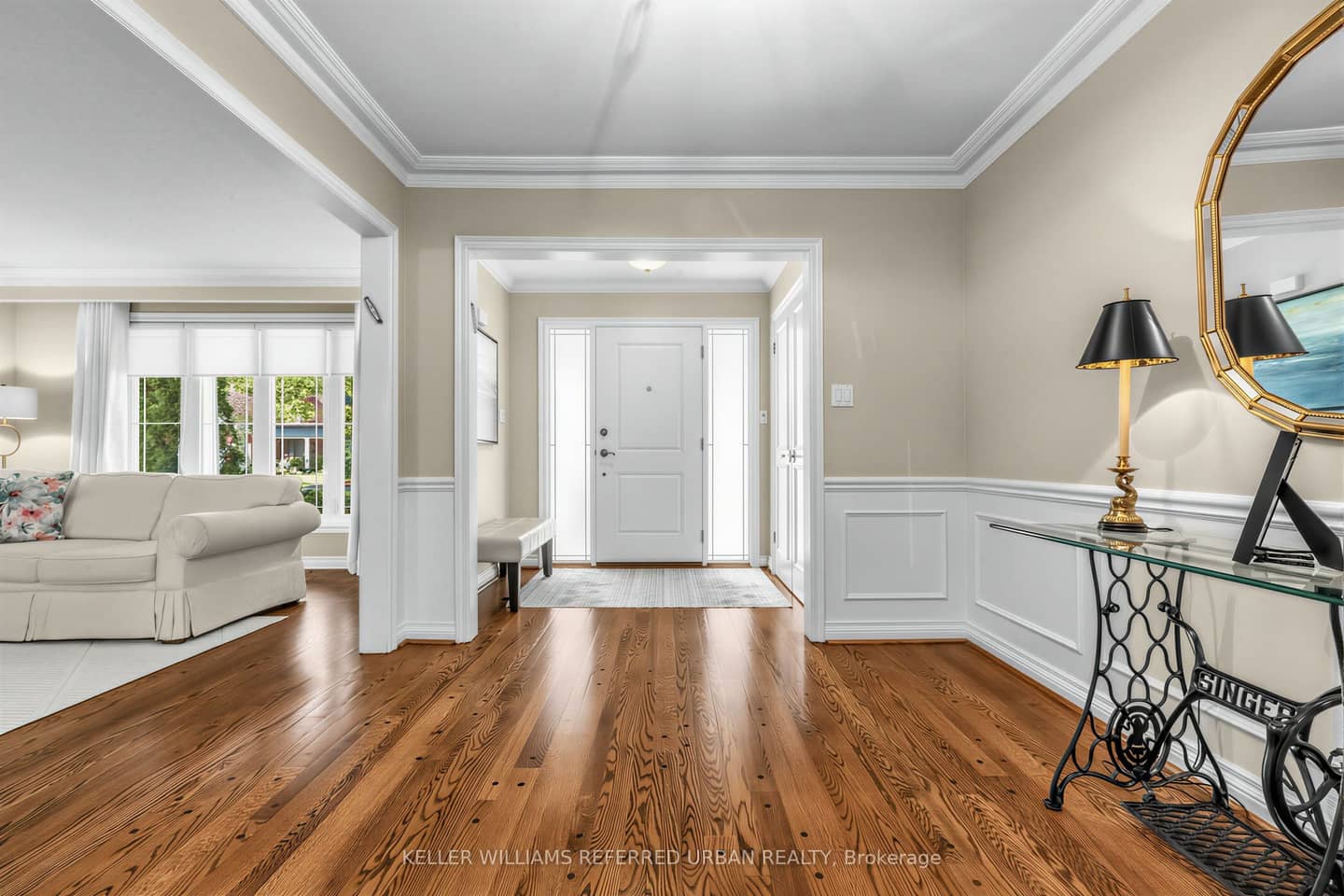 124 Abbeywood Trail, Toronto, ON M3B 3B5