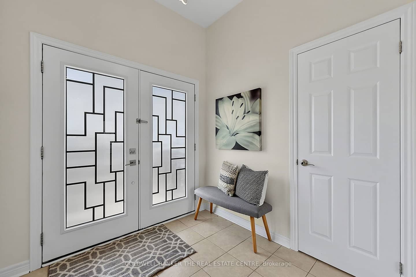 18 Herefordshire Crescent, Newmarket, ON L9N 0B7
