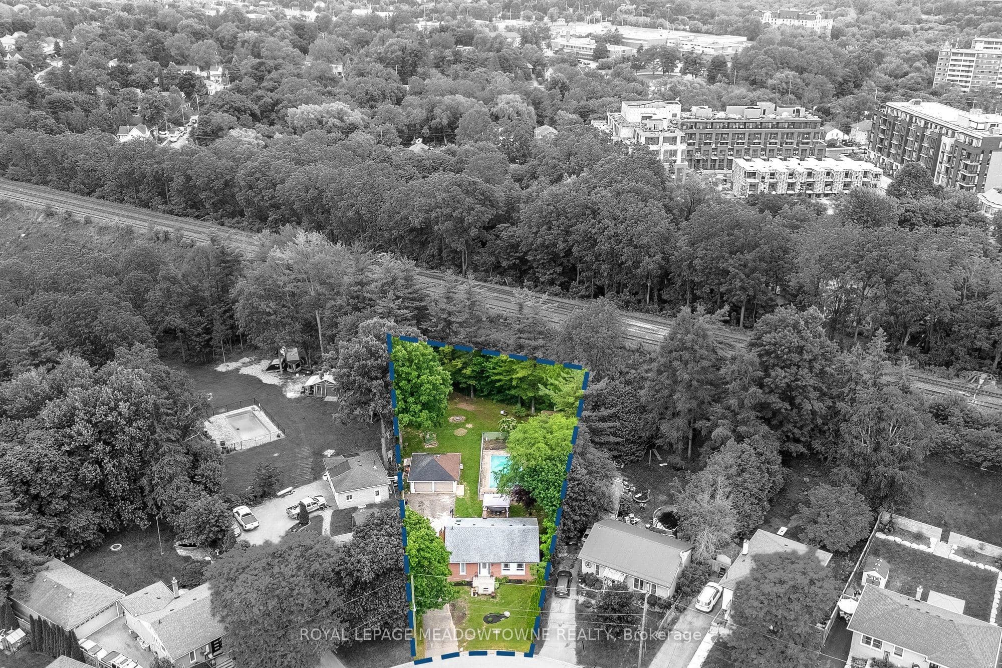46 Hewson Crescent, Halton Hills, ON L7G 2N9
