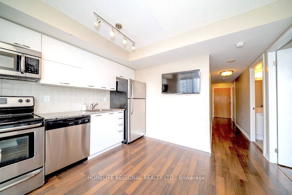 38 Joe Shuster Way 1520, Toronto, ON M6K 0A5