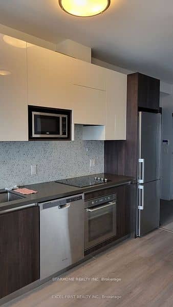 15 Water Walk Drive 2601, Markham, ON L6G 0G2