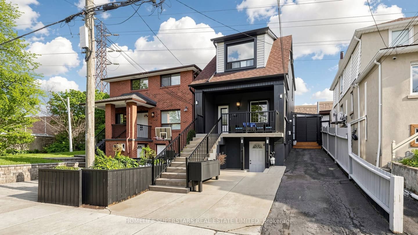 257 Prescott Avenue, Toronto, ON M6N 3G9