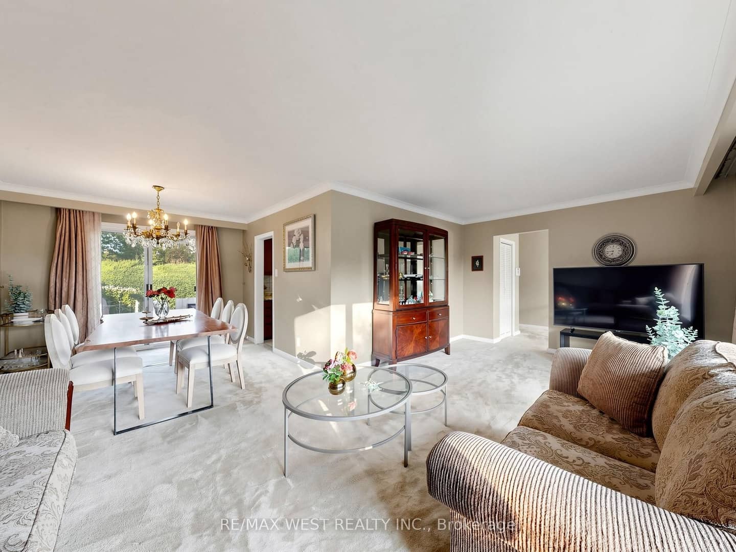 941 Willowdale Avenue, Toronto, ON M2M 3C3