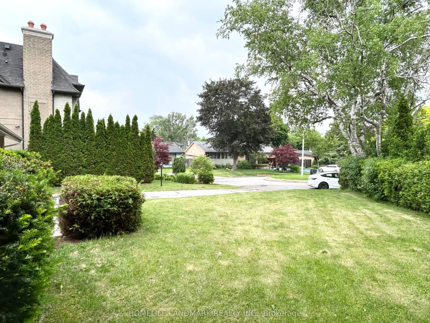 9 Terrington Court, Toronto, ON M3B 2J9