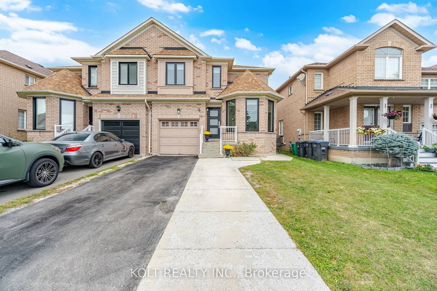 34 Saddleback Square, Brampton, ON L6X 5C5