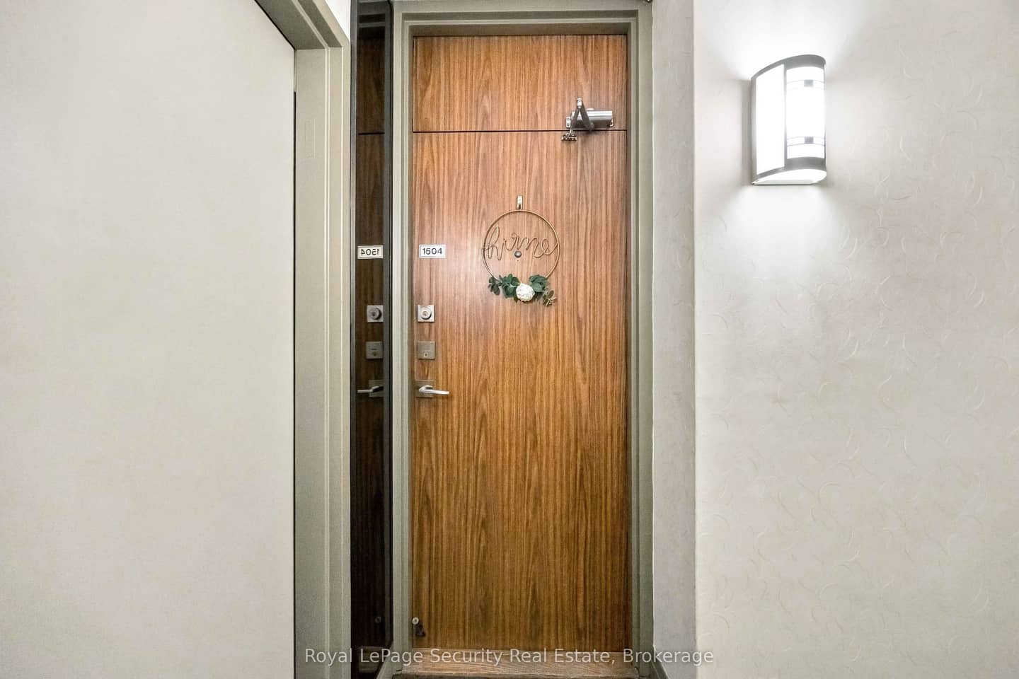 250 Scarlett Road 1504, Toronto, ON M6N 4X5