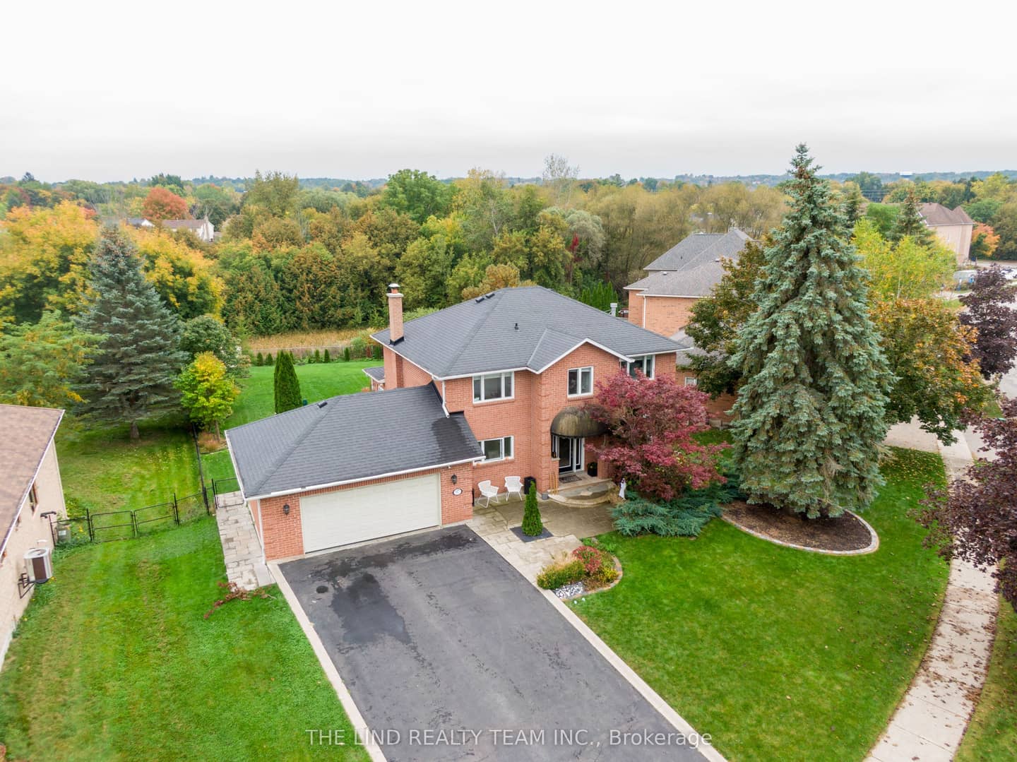 97 Thompson Drive, East Gwillimbury, ON L9N 1E2