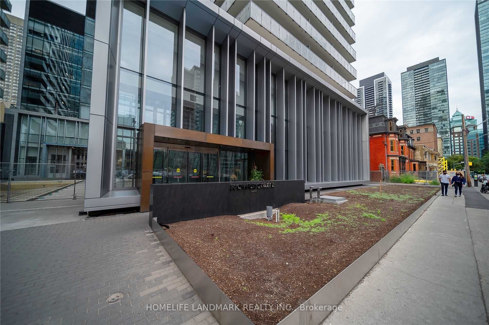 50 Charles Street E 3705, Toronto, ON M4Y 0C3