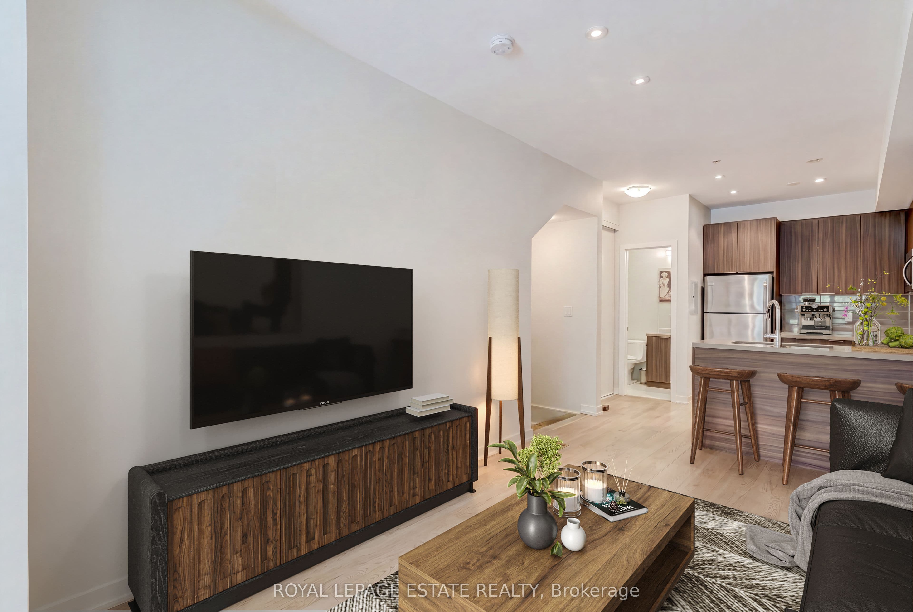 140 Broadview Avenue 32, Toronto, ON M4M 0A8