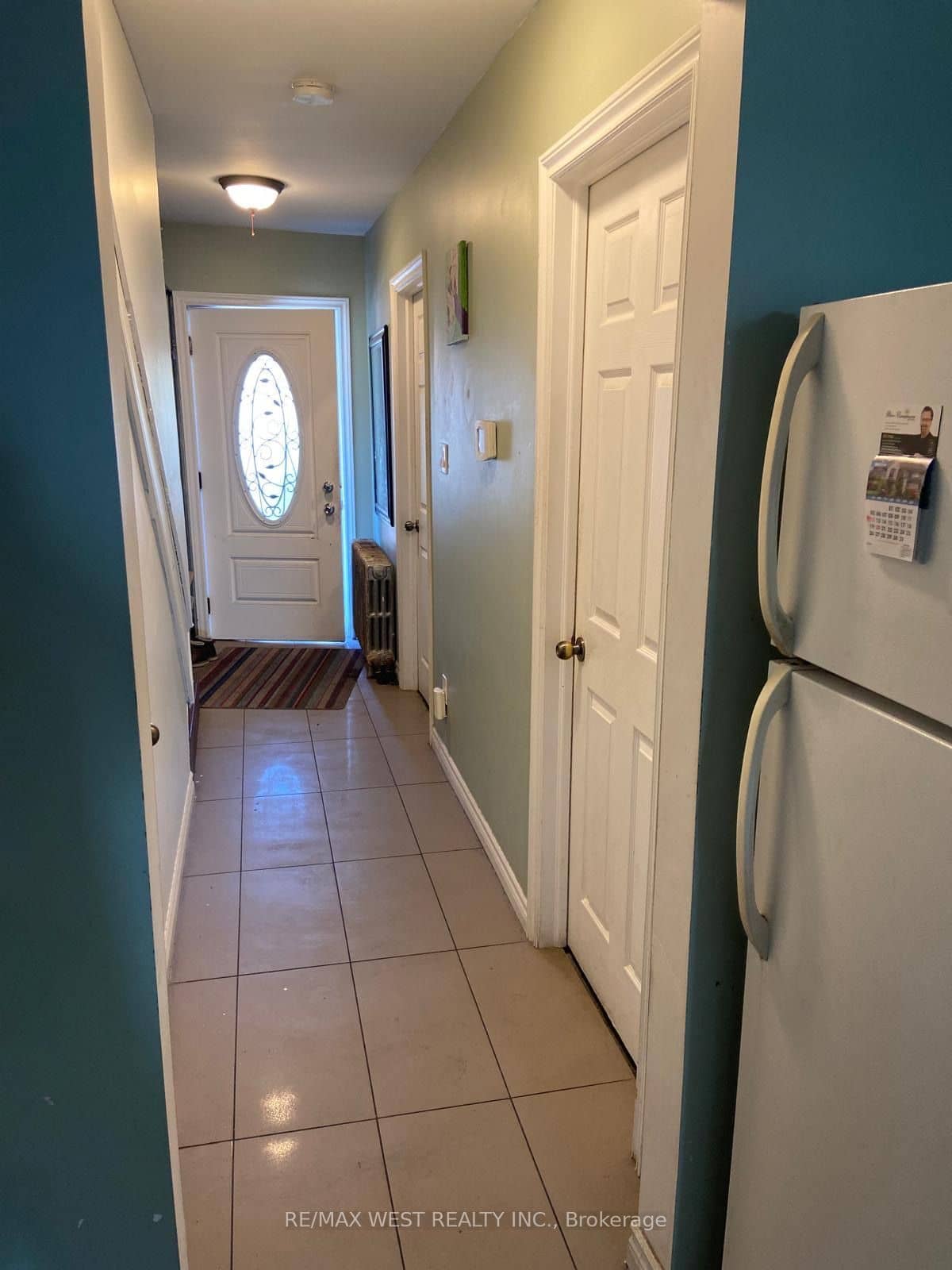 10 Fairbank Avenue, Toronto, ON M6E 3Y4
