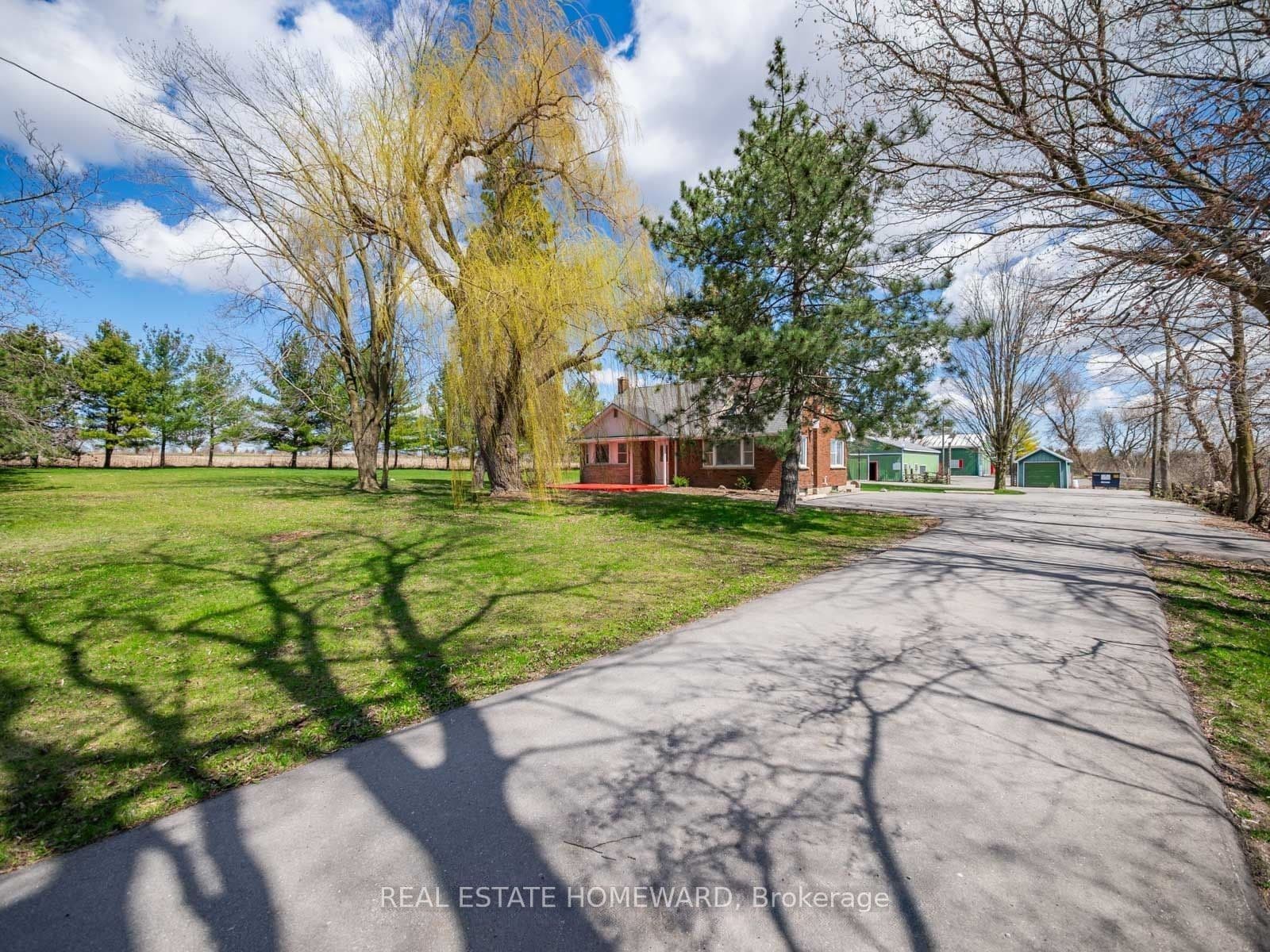 7265 Baldwin Street N, Whitby, ON L1M 1Y3
