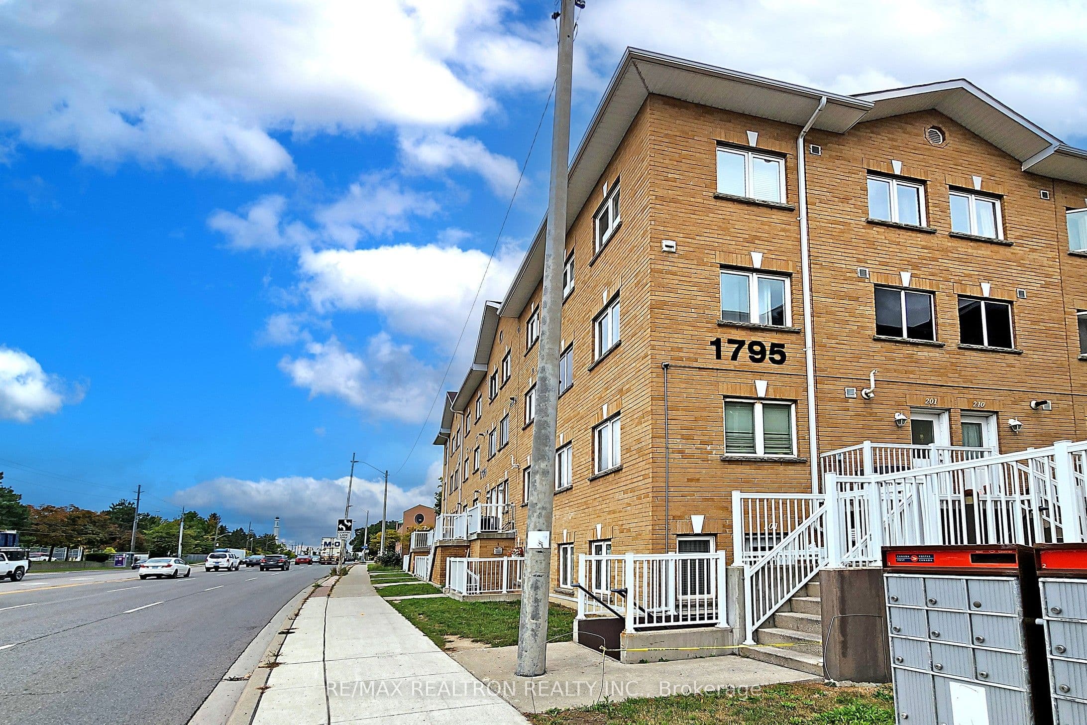 1795 Markham Road 106, Toronto, ON M1B 2Z7