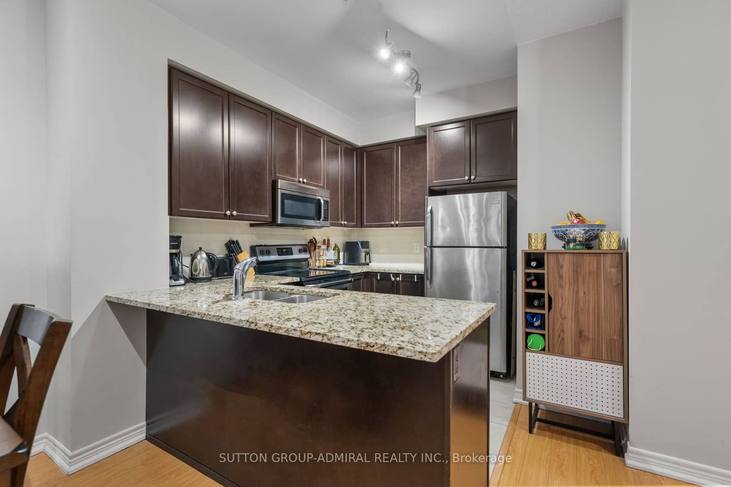 9255 Jane Street 215, Vaughan, ON L6A 0K1