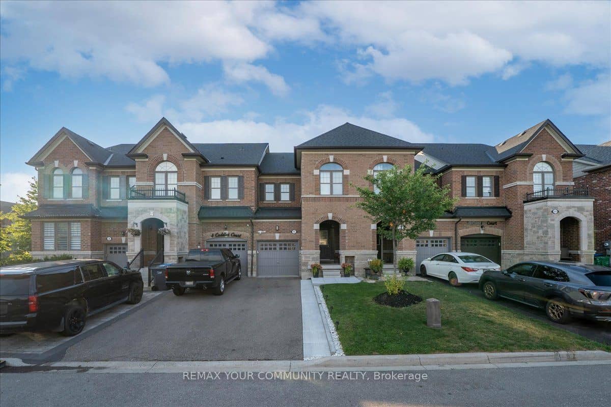 6 Cuddles Court, Caledon, ON L7E 4K8