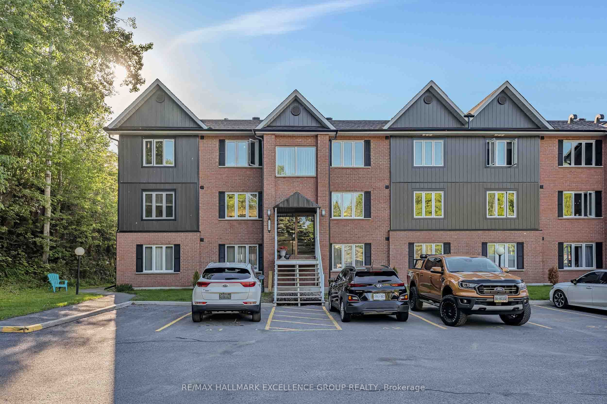 216 Edwards Street 4A, Clarence-Rockland, ON K4K 1H7