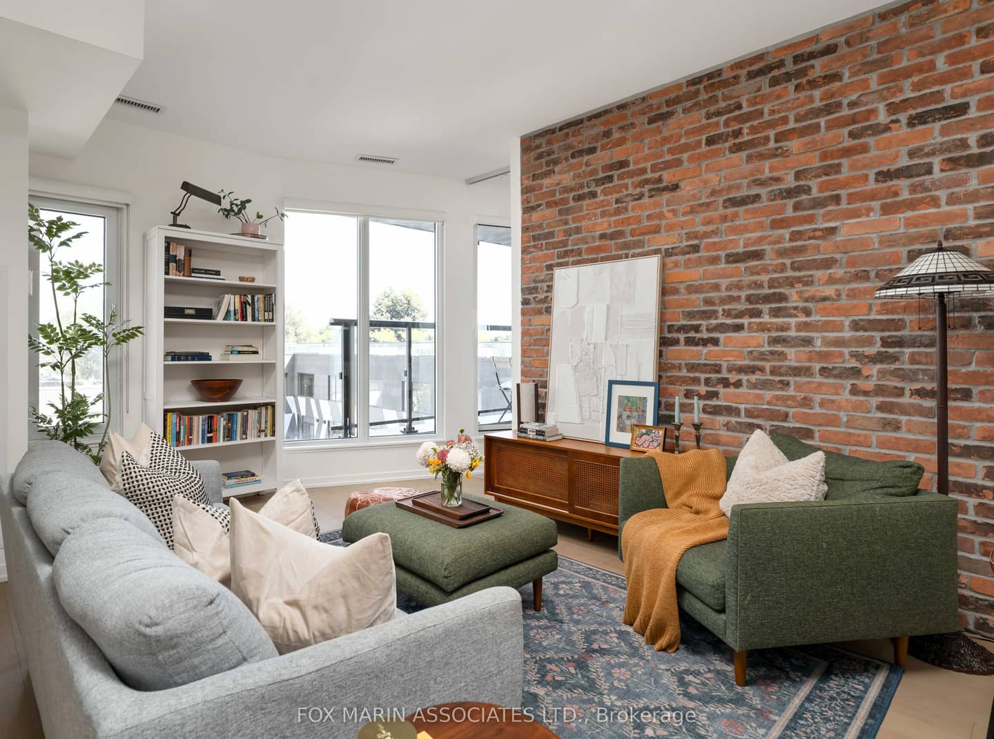 138 St Helens Avenue 512, Toronto, ON M6H 0B8