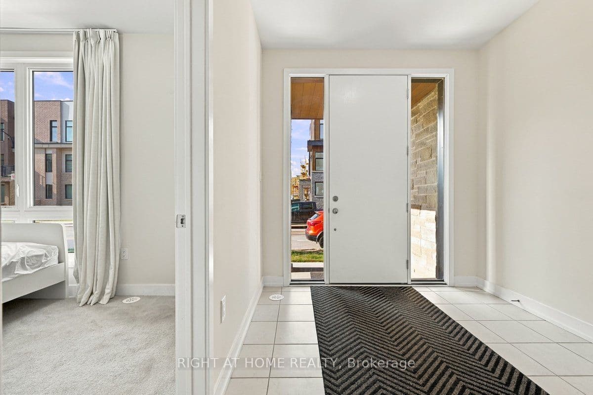 3081 Welsman Garden, Oakville, ON L6H 7Z1