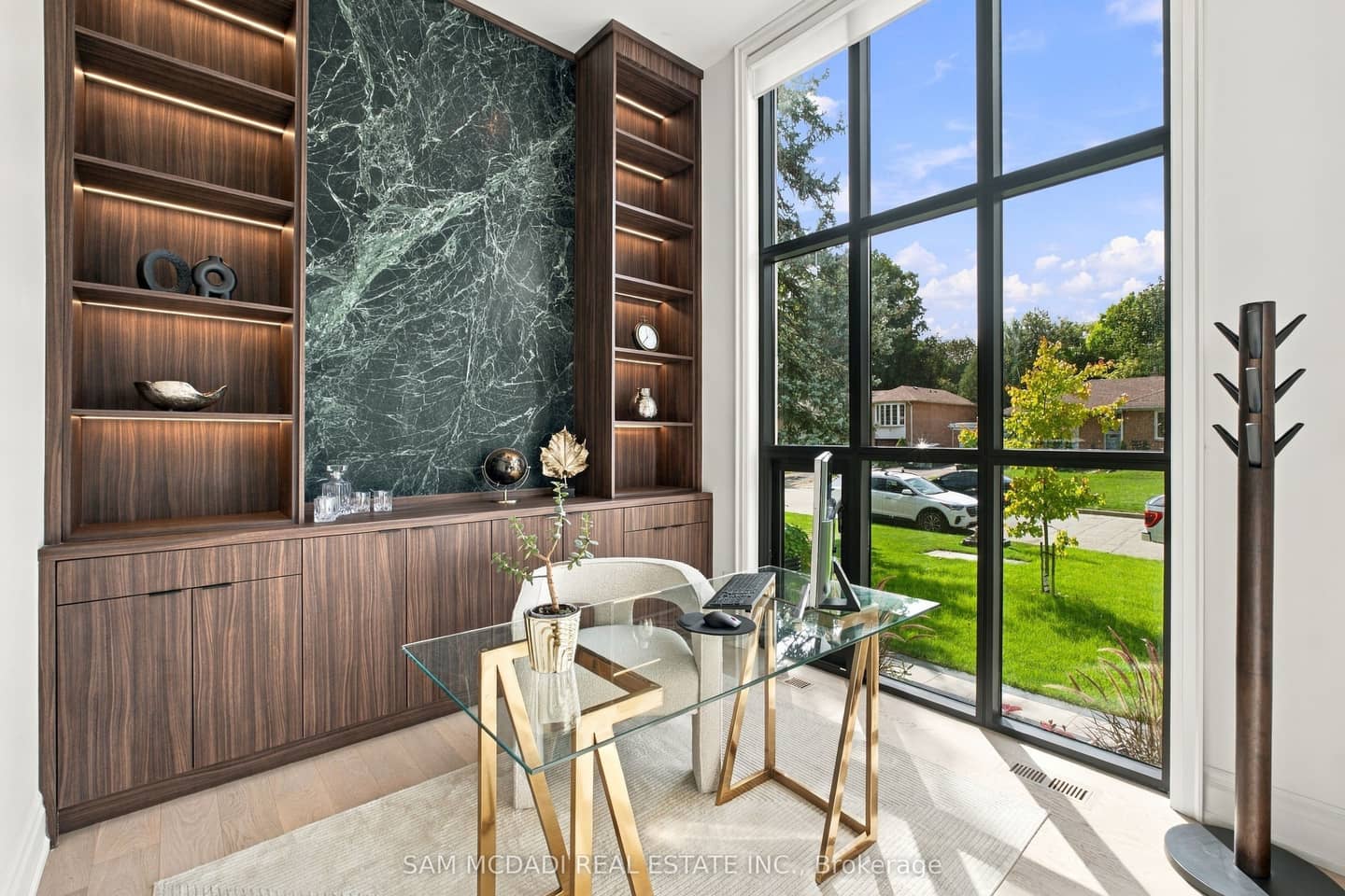 6 North Hills Terrace, Toronto, ON M3C 1M6