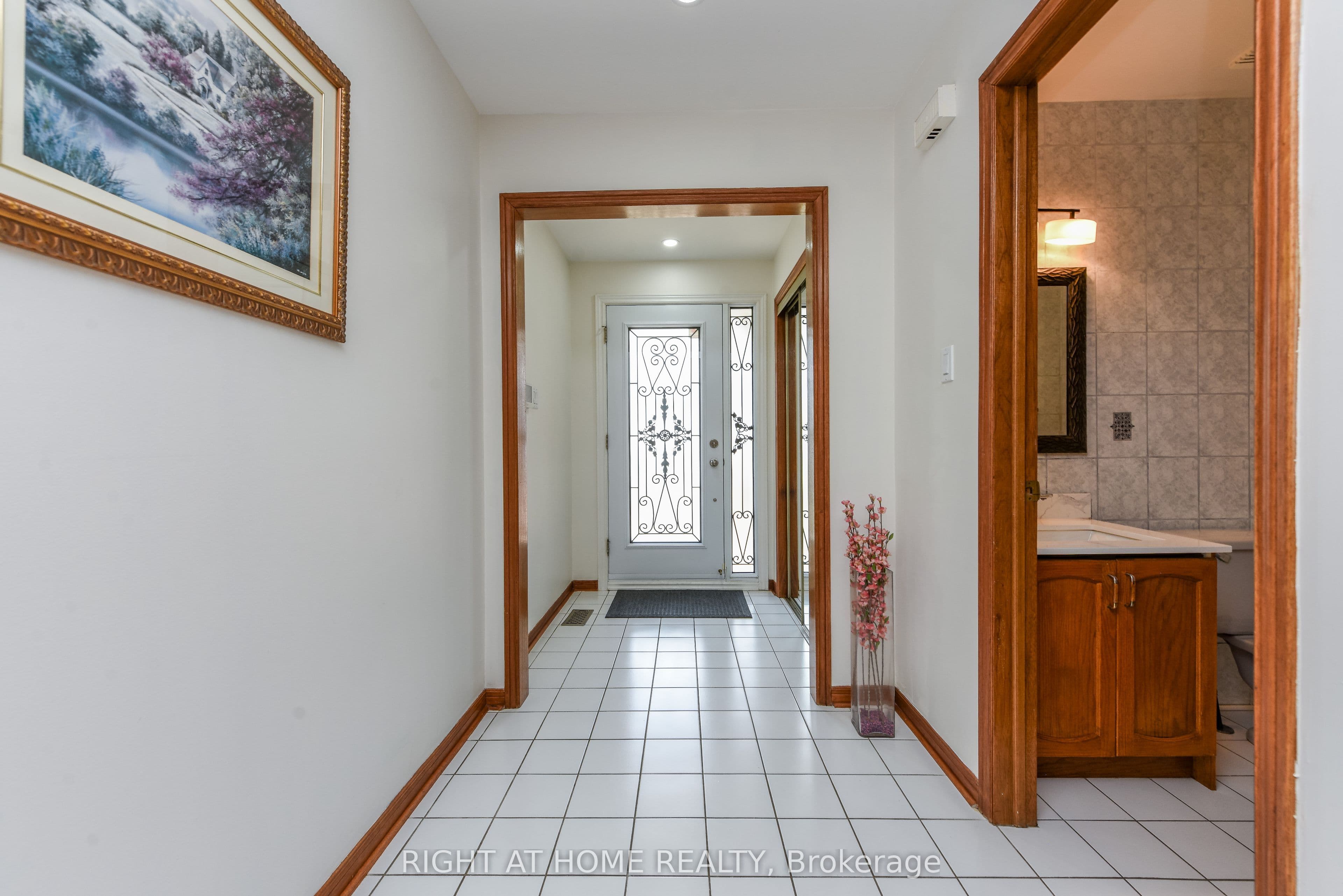 63 PENNSYLVANIA Avenue, Brampton, ON L6Y 4P3