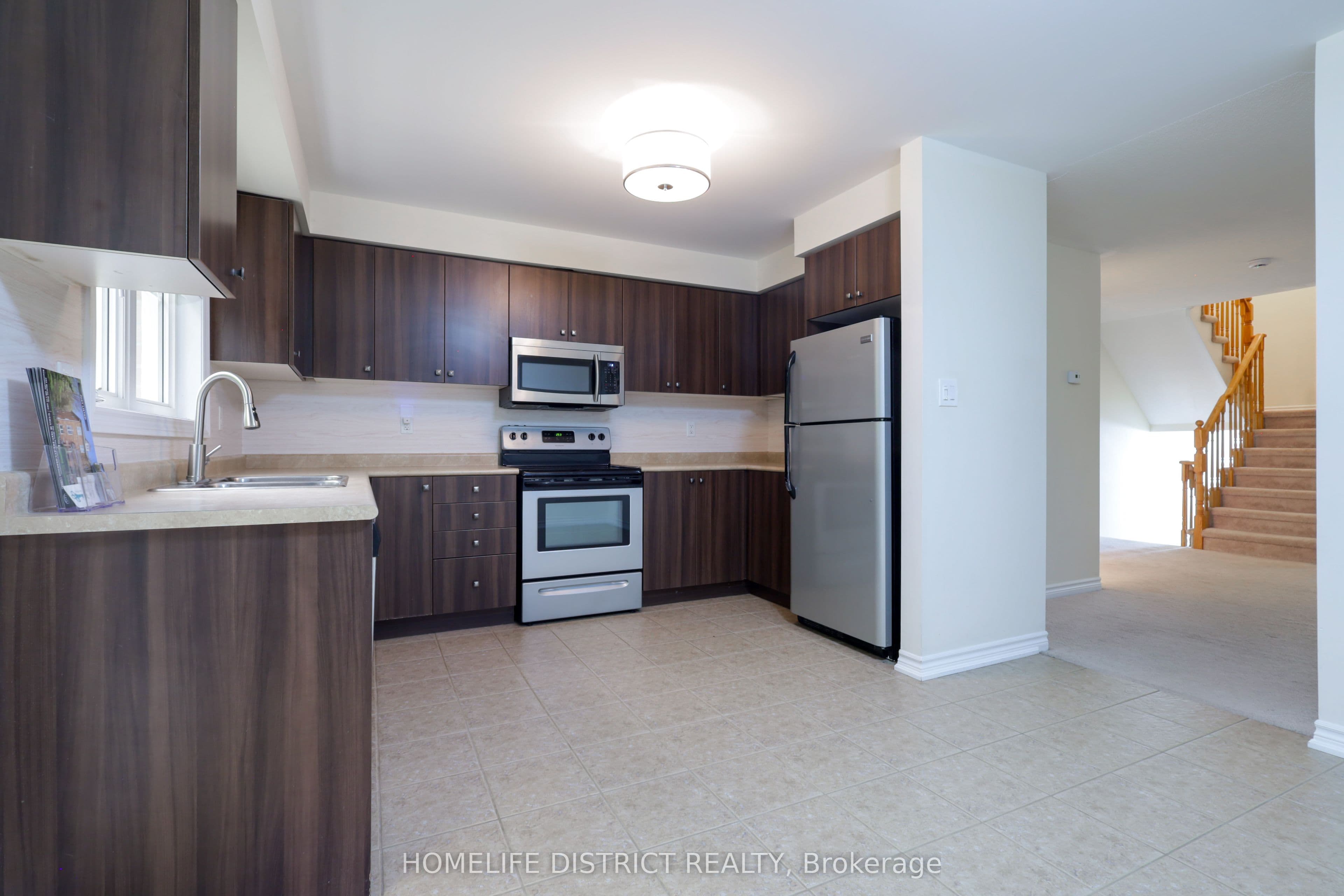 495 Mearns Avenue, Clarington, ON L1C 5M5