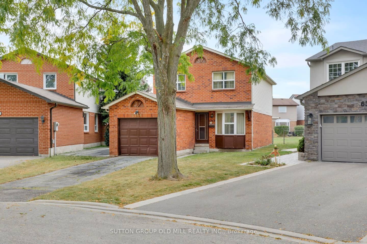 6364 Plowmans Heath, Mississauga, ON L5N 3W1
