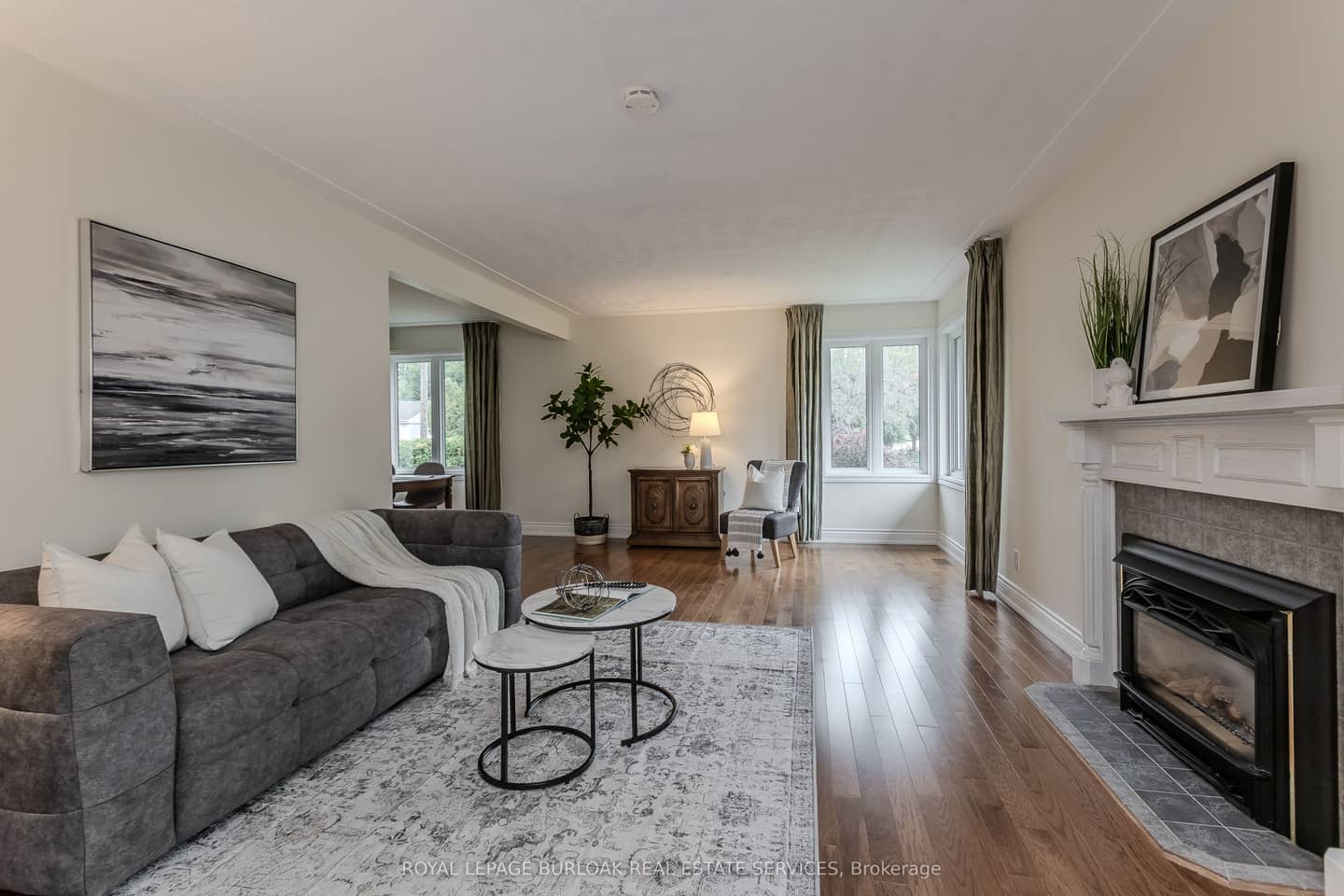 724 George Street, Burlington, ON L7R 2W2