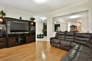 20 Washburn Road, Brampton, ON L6P 3V7