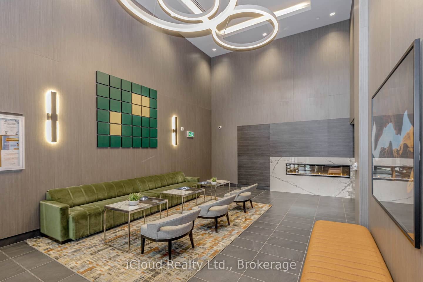 95 Dundas Street 504, Oakville, ON L6M 5N3
