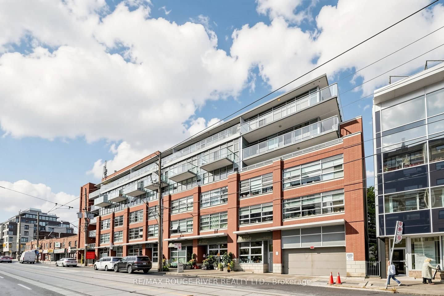 601 Kingston Road 606, Toronto, ON M4E 3Y2