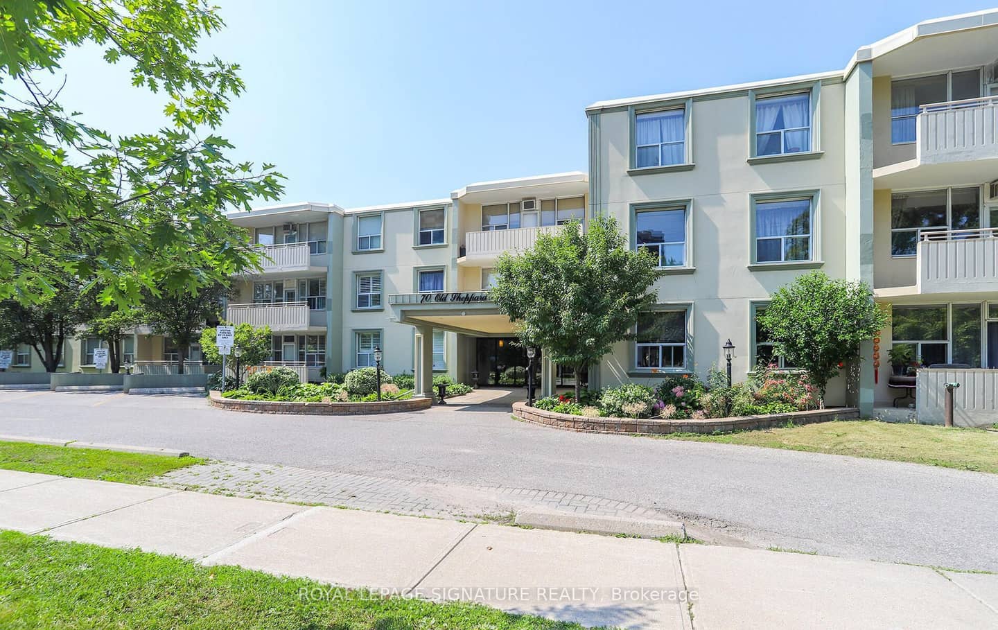 70 Old Sheppard Avenue 112, Toronto, ON M2J 3L6