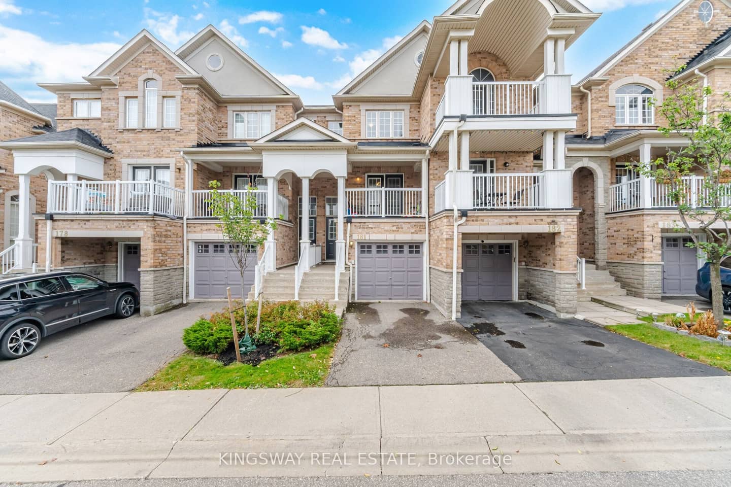 601 SORELINE Drive 181, Mississauga, ON L5B 4K2