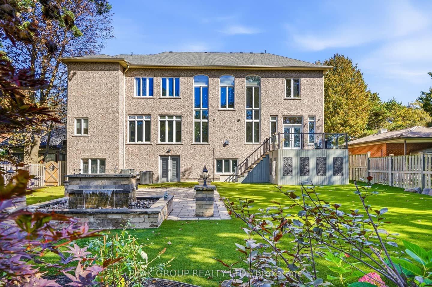 492 Rougemount Drive, Pickering, ON L1W 2B9