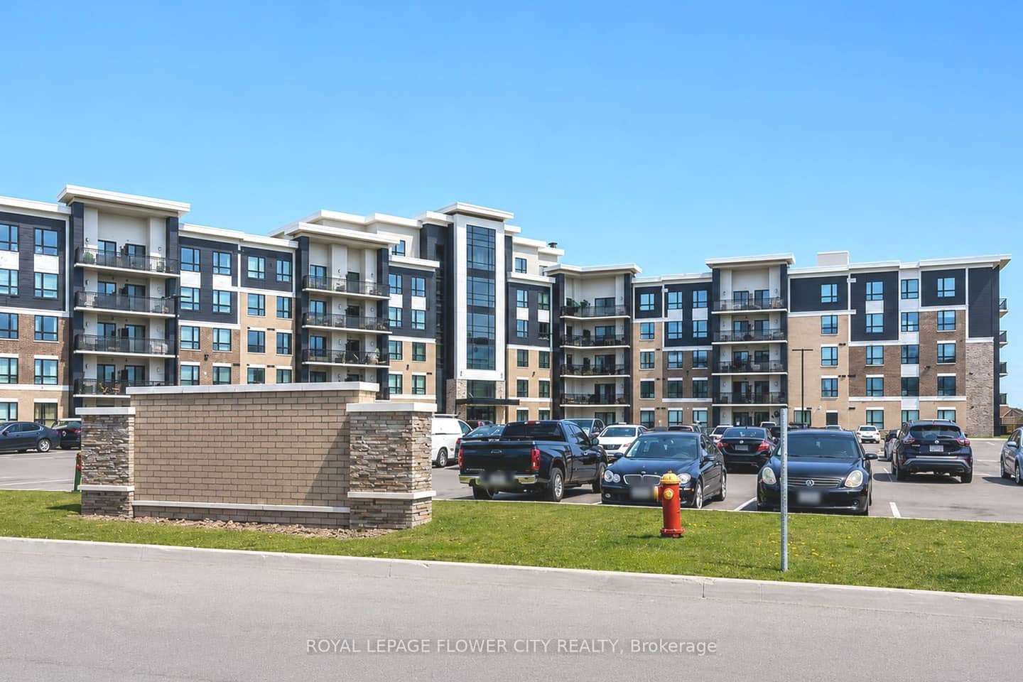 630 Sauve Street 404, Milton, ON L9T 9A6