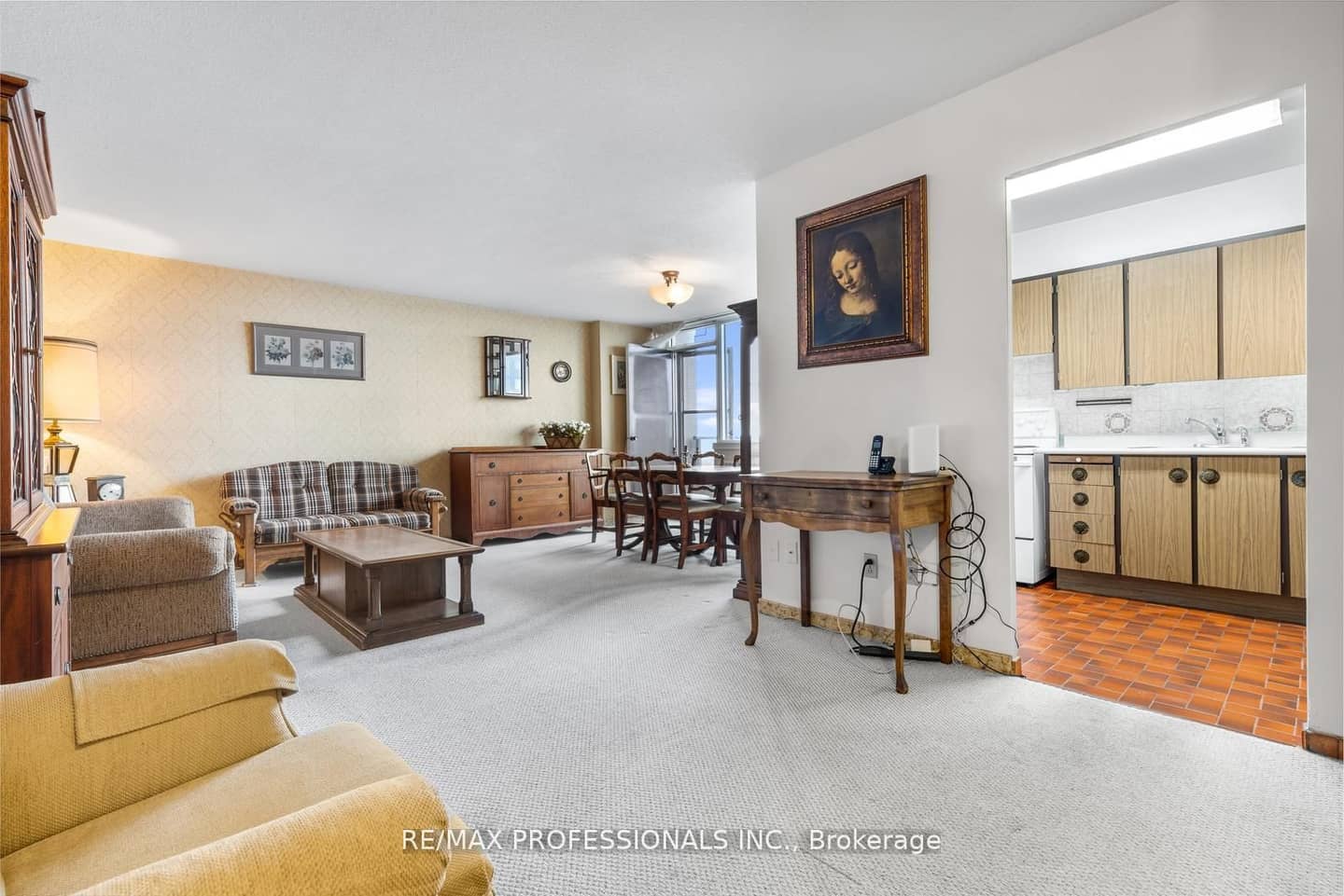 180 Markham Road 1704, Toronto, ON M1M 2Z9